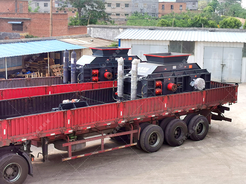 時產(chǎn)100噸和200噸的石灰石生產(chǎn)線,選擇的液壓對輥制砂機有何不同? 時產(chǎn)100噸和200噸的石灰石生產(chǎn)線,選擇的液壓對輥制砂機有何不同?